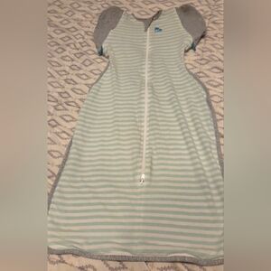 Love to Dream Swaddle Up Transition Bag in Mint and White